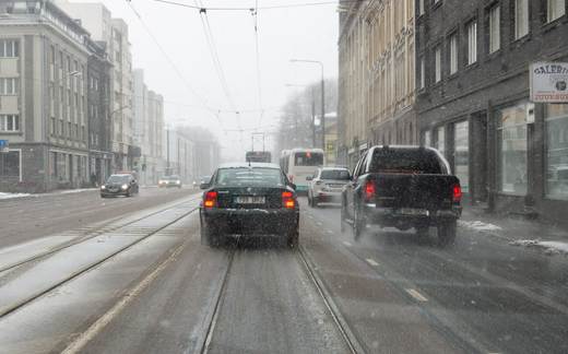 Miks peaks sellisel tänaval sõites eriti ettevaatlik olema?