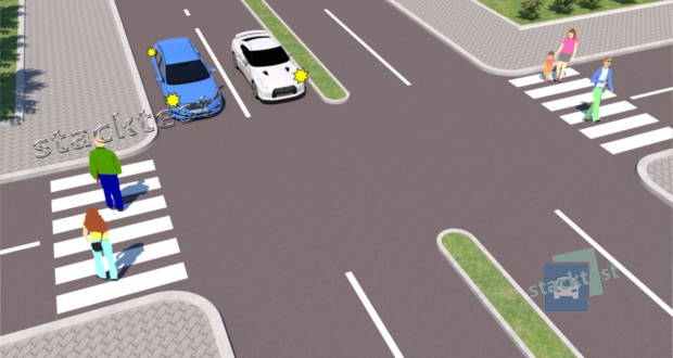 Кто из водителей должен уступить дорогу пешеходам?